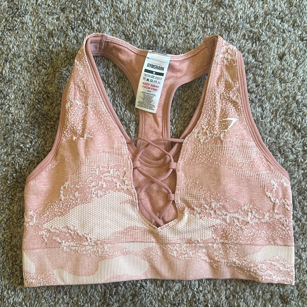 Gymshark adapt camo seamless sports bra